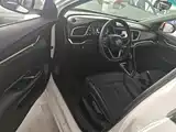 Photo 16 - Buick Excelle