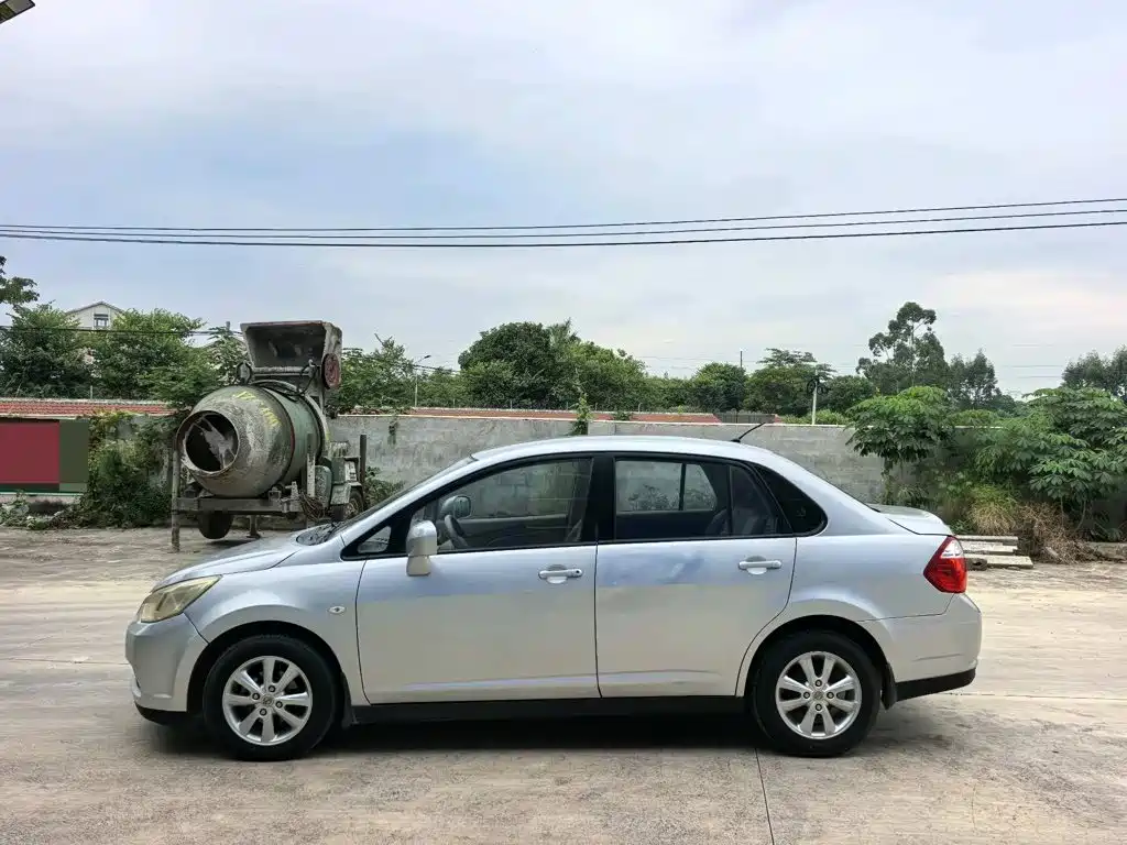Venucia D50 2013 2013 1.6L Auto Fashion