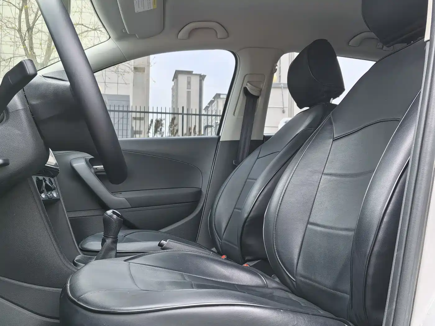 Volkswagen Polo 2016 1.4L Manual Trend фото 11