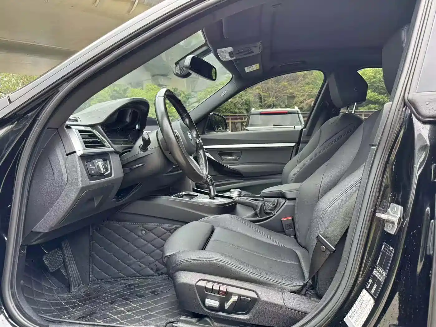 BMW 3 Series GT 2020 320i M Sport Package фото 3