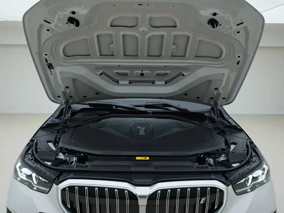 BMW i5 2024 2024 eDrive 35L M Sport Package