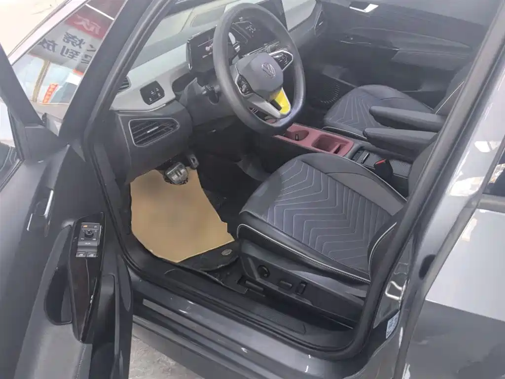 Volkswagen ID.3 2023 Pure Smart Edition фото 15