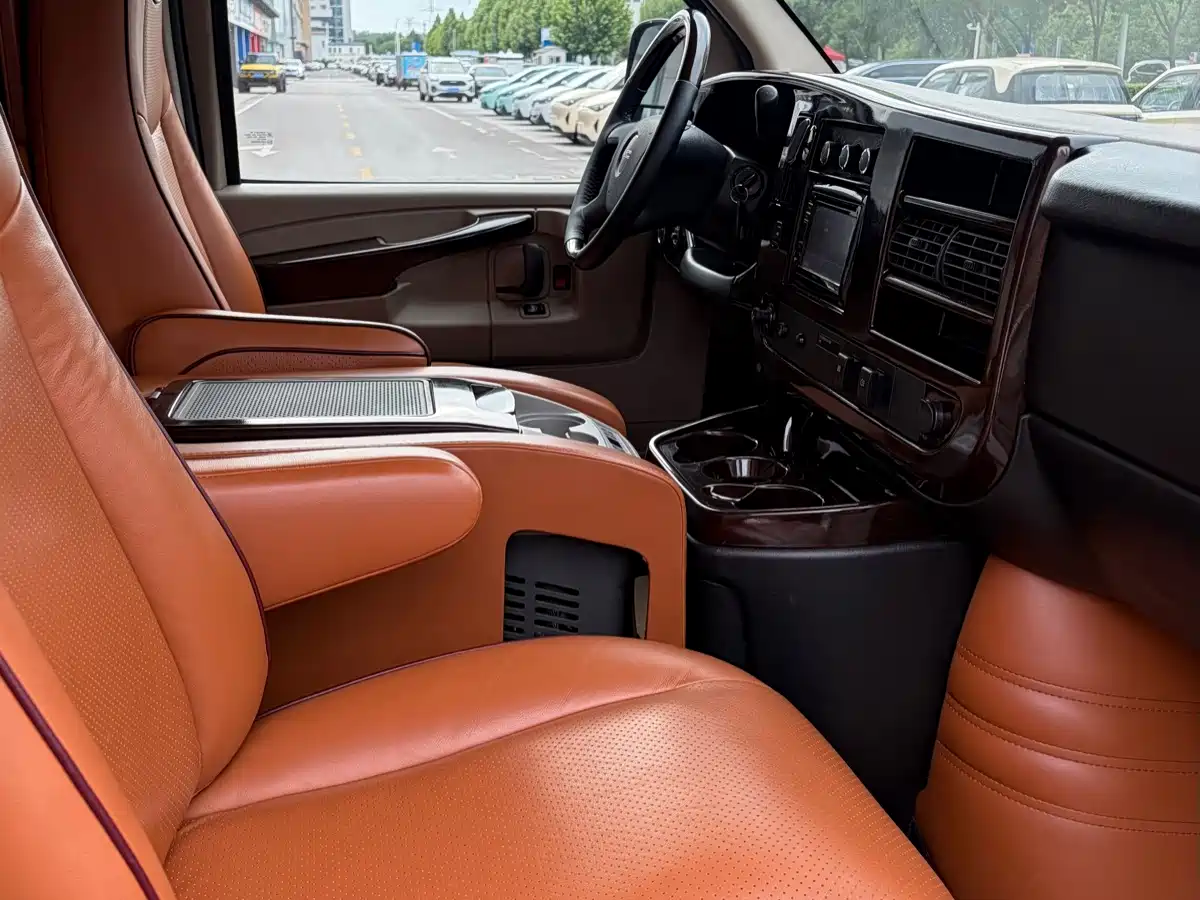GMC Savana 2014 2014 5.3L G600S 4WD Elegance