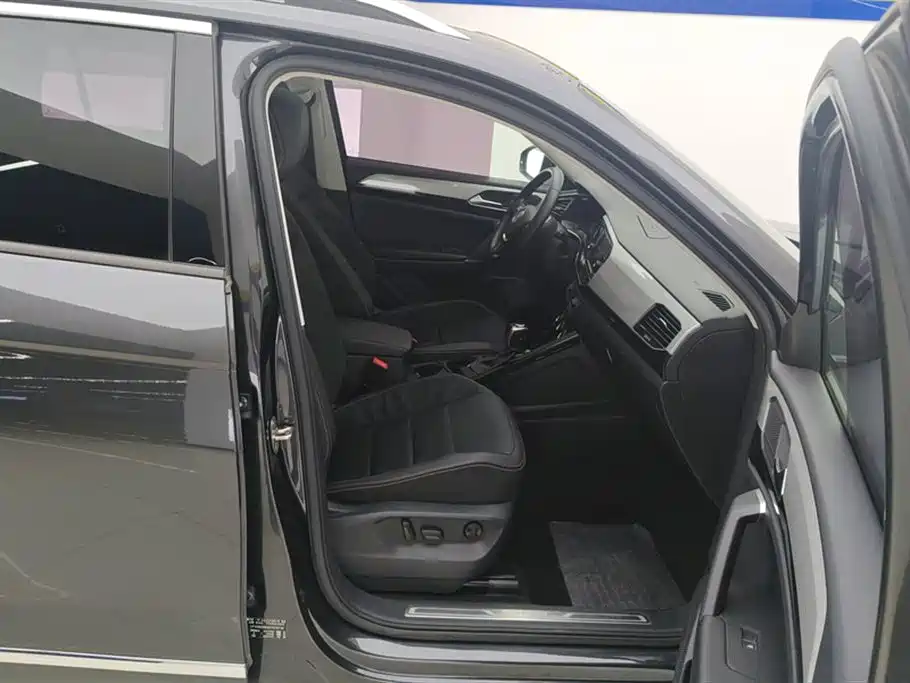 Volkswagen Tayron 2019 Expedition 280TSI 2WD Luxury (China VI) фото 8