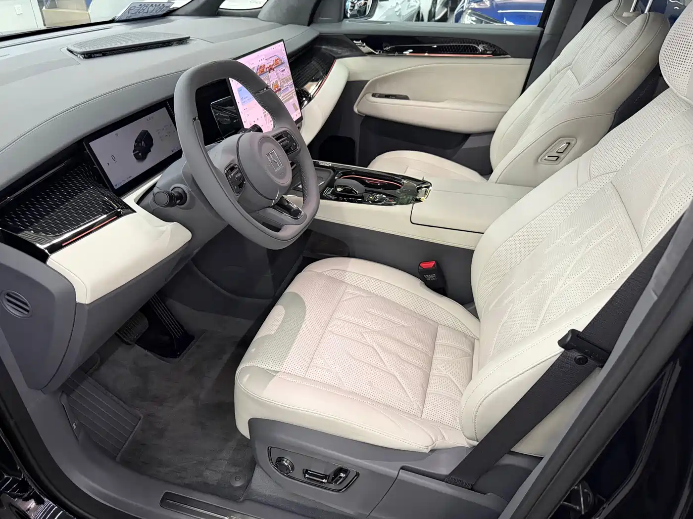 ZEEKR 009 2026 2024 7-Seat Aisle AWD Version 108kWh