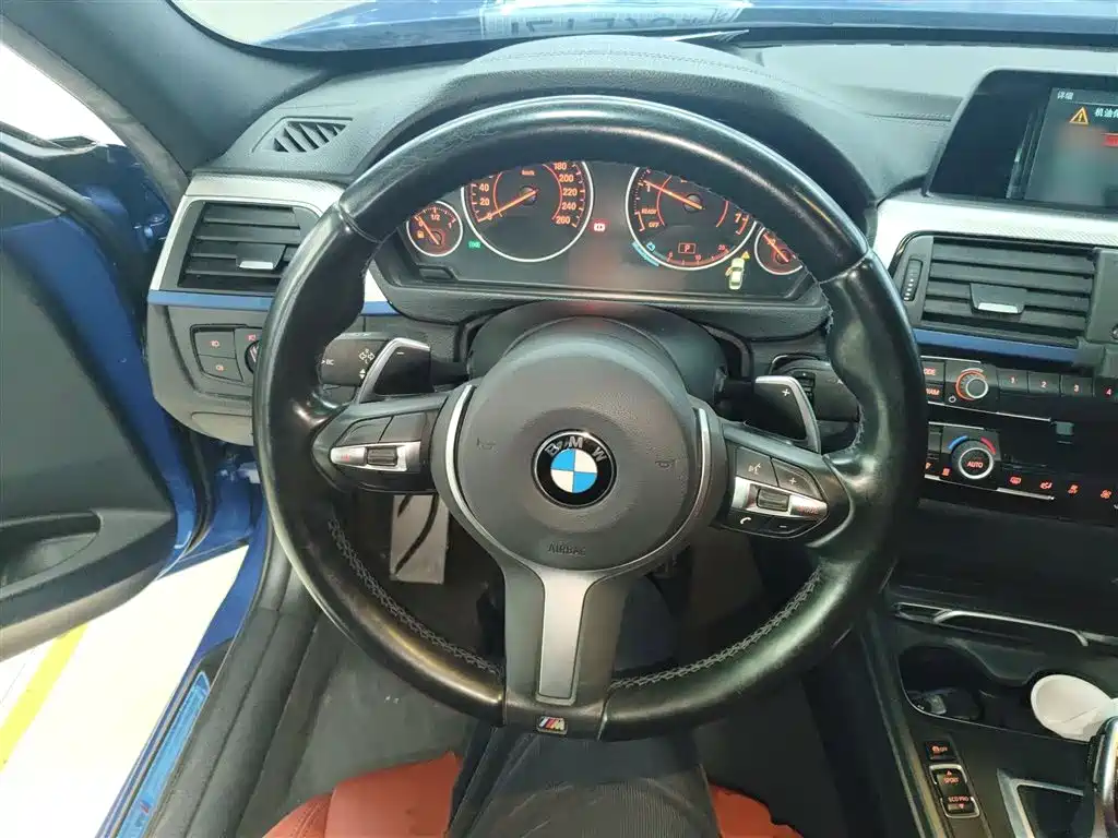 BMW 3 Series 2019 320i M Sport Package фото 11