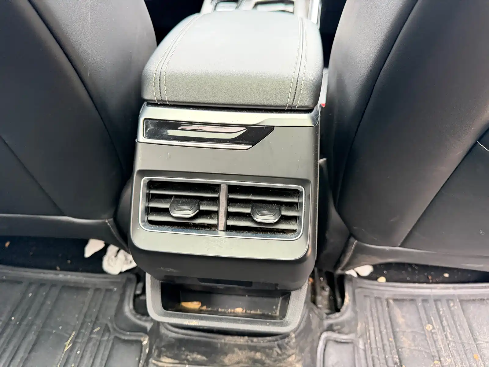 Фото 14 - Geely Preface