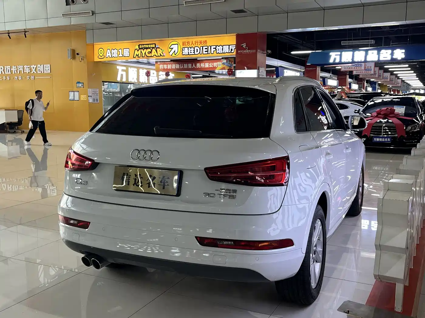 Фото 10 - Audi Q3