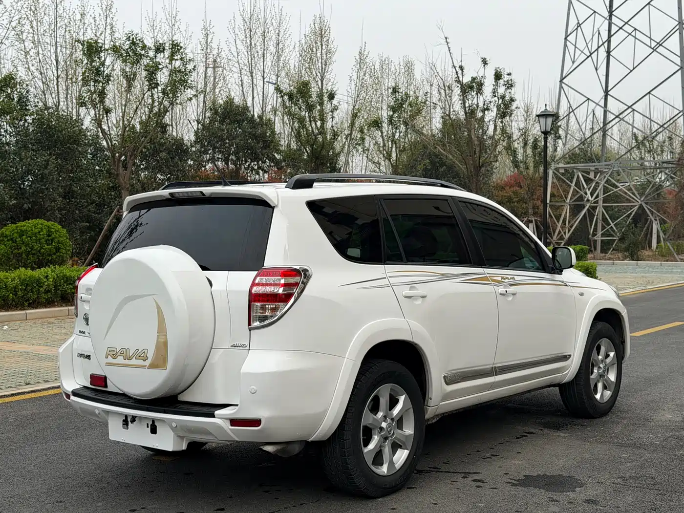 Toyota RAV4 Rongfang 2011 2.4L Automatic 4WD Luxury Edition фото 9