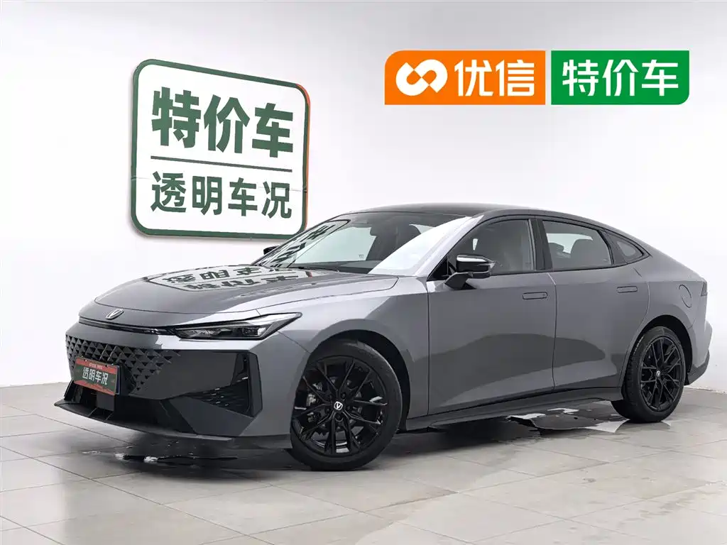 Changan UNI-V 2024 1.5T Deluxe