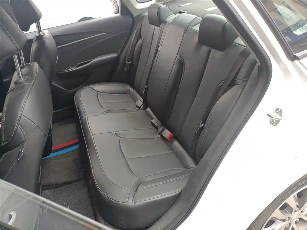 Buick Excelle 2021 Facelift 1.3T Auto Mild Hybrid Elite фото 17