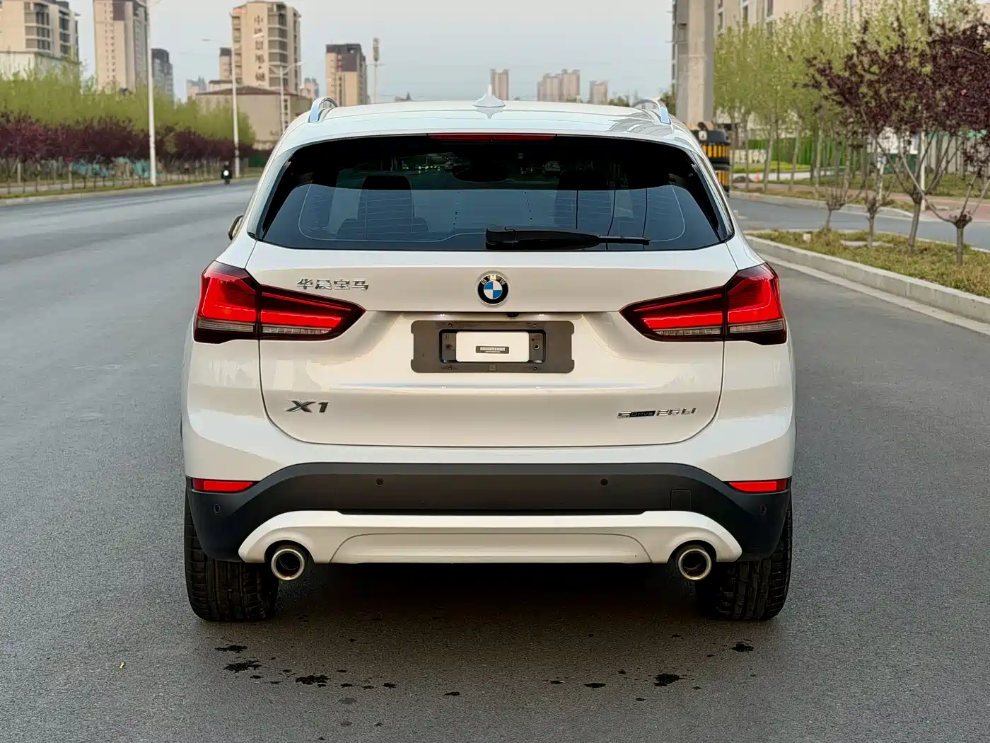 BMW X1 2022 sDrive25Li Leading фото 19