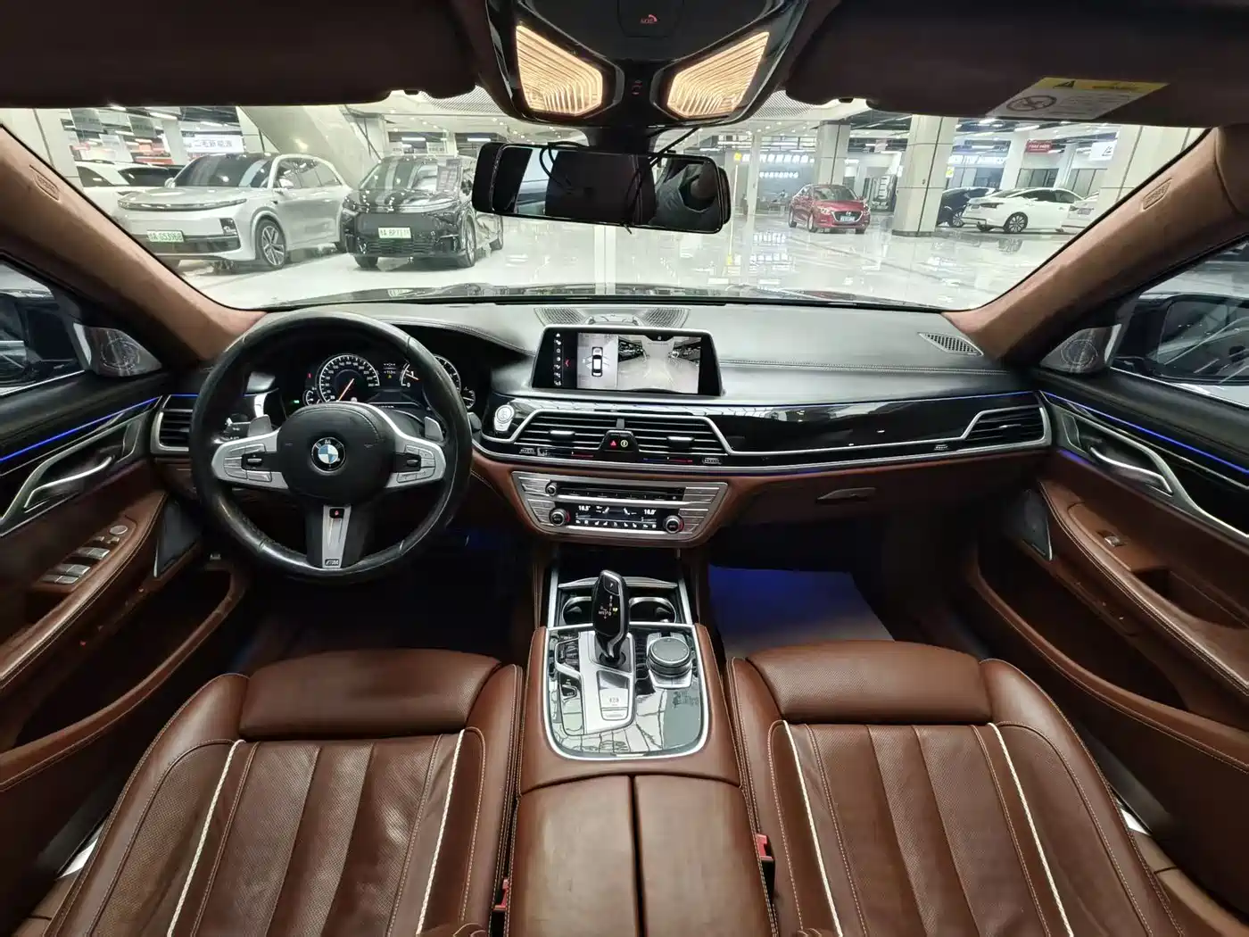BMW 7 Series 2018 740Li xDrive Premium Type M Sport Package фото 8