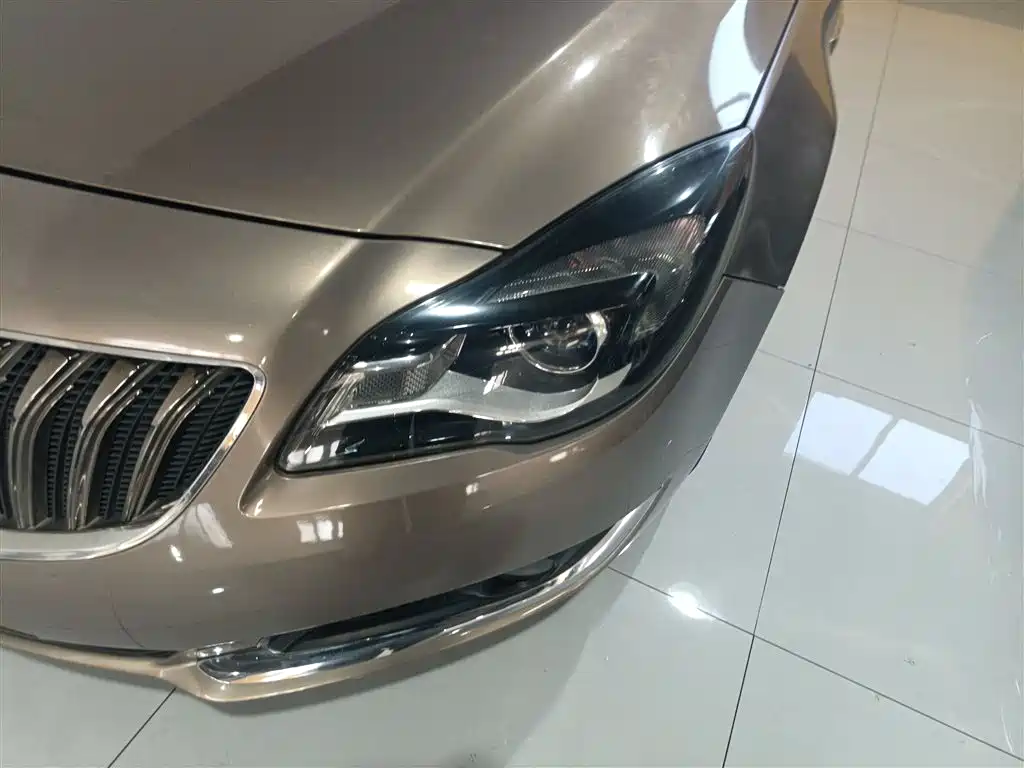 Buick Regal 2014 2.0L Elite Fashion Type фото 18