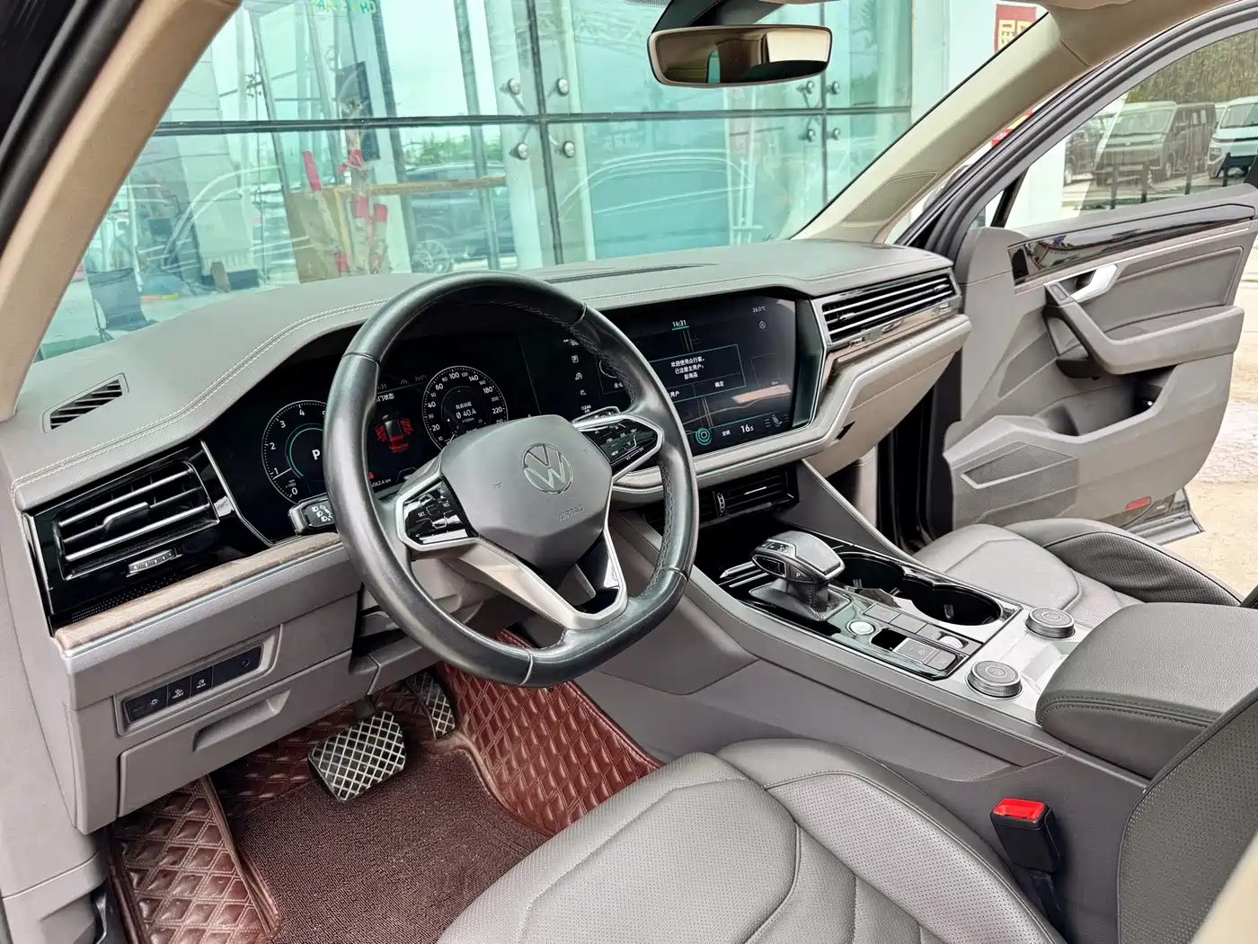 Volkswagen Touareg 2024 2023 2.0TSI R-Line Edition