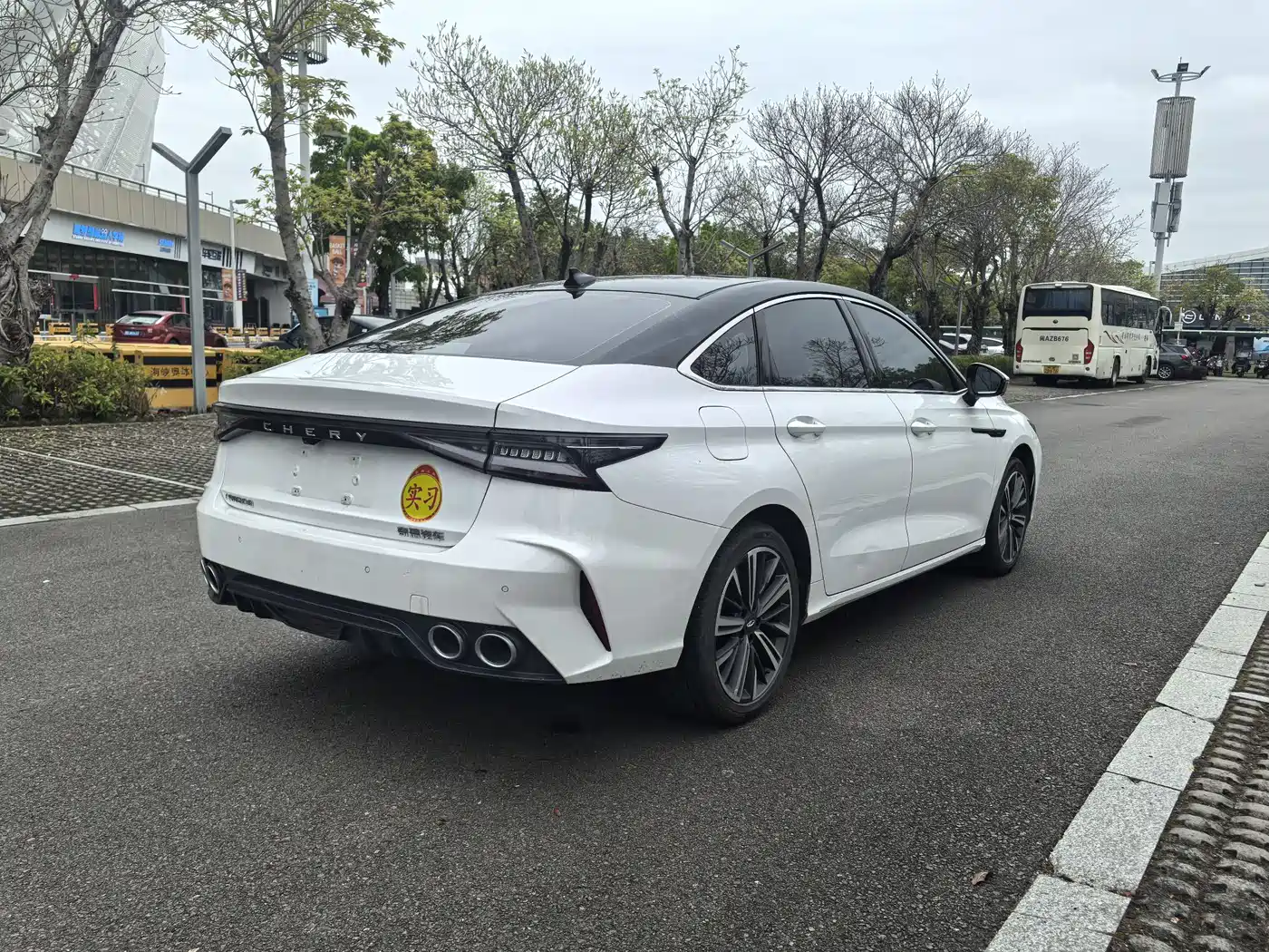 CHERY ARRIZO 8