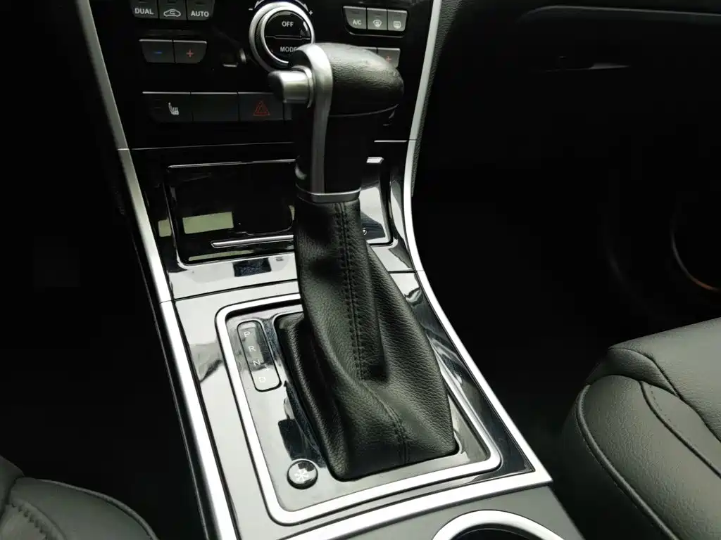 Photo 13 - Haval H2