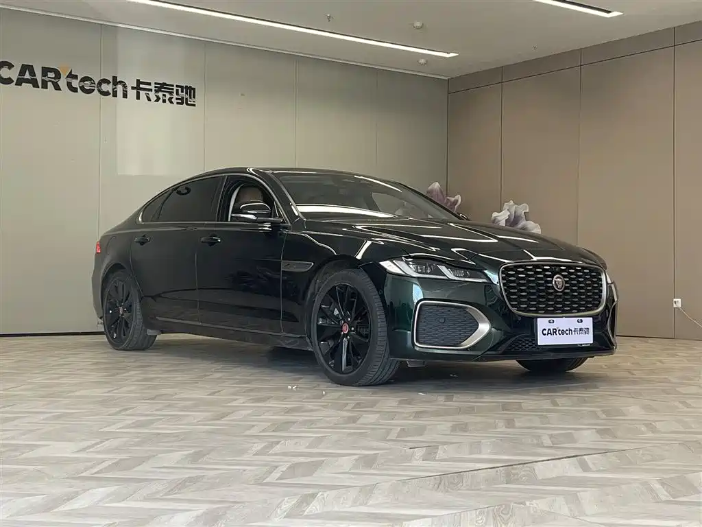 JAGUAR XFL