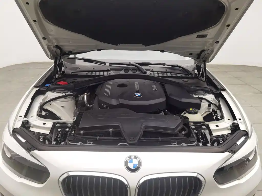 BMW 1 Series (Import) 2018 2018 118i Leading