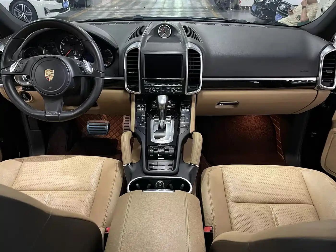 Porsche Cayenne 2011 Cayenne 3.0T фото 6