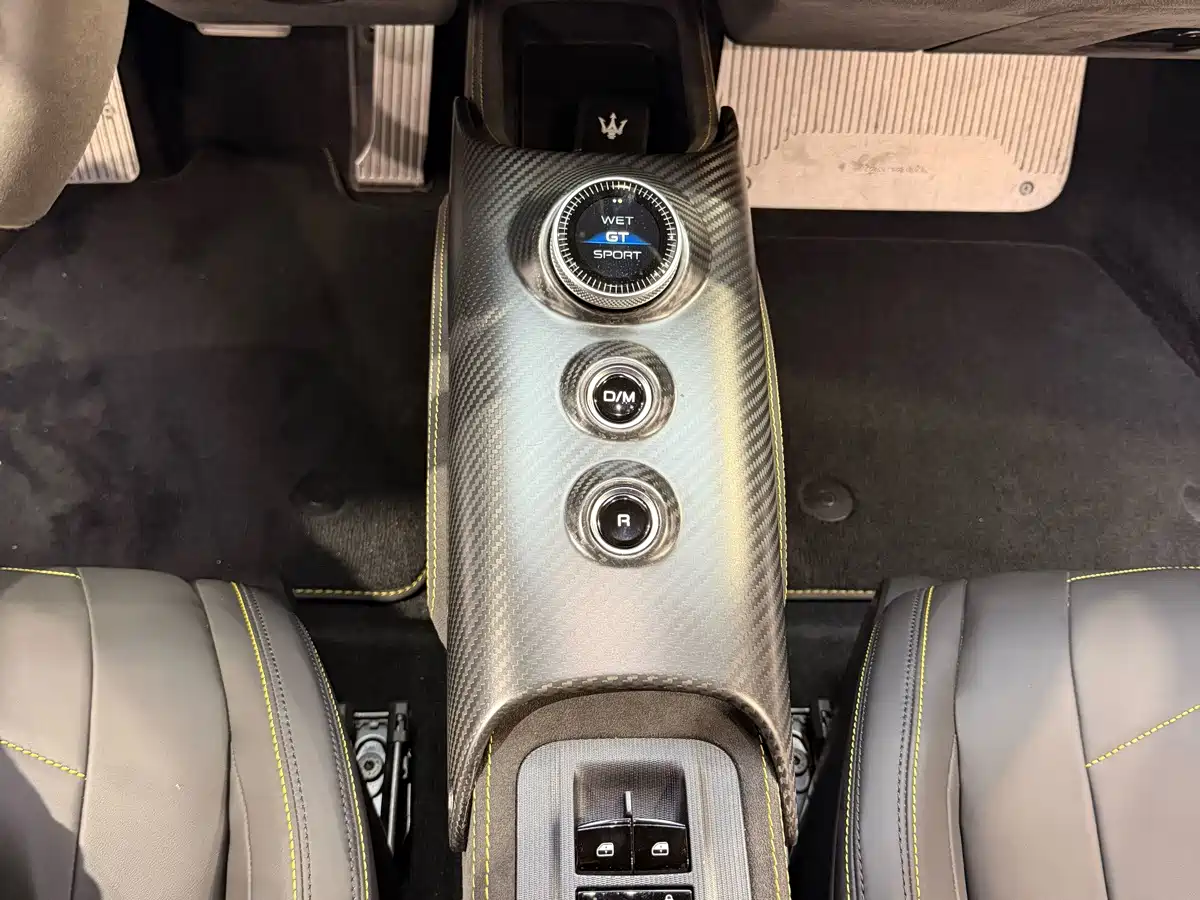 Maserati MC20 2023 2023 3.0T Standard Edition