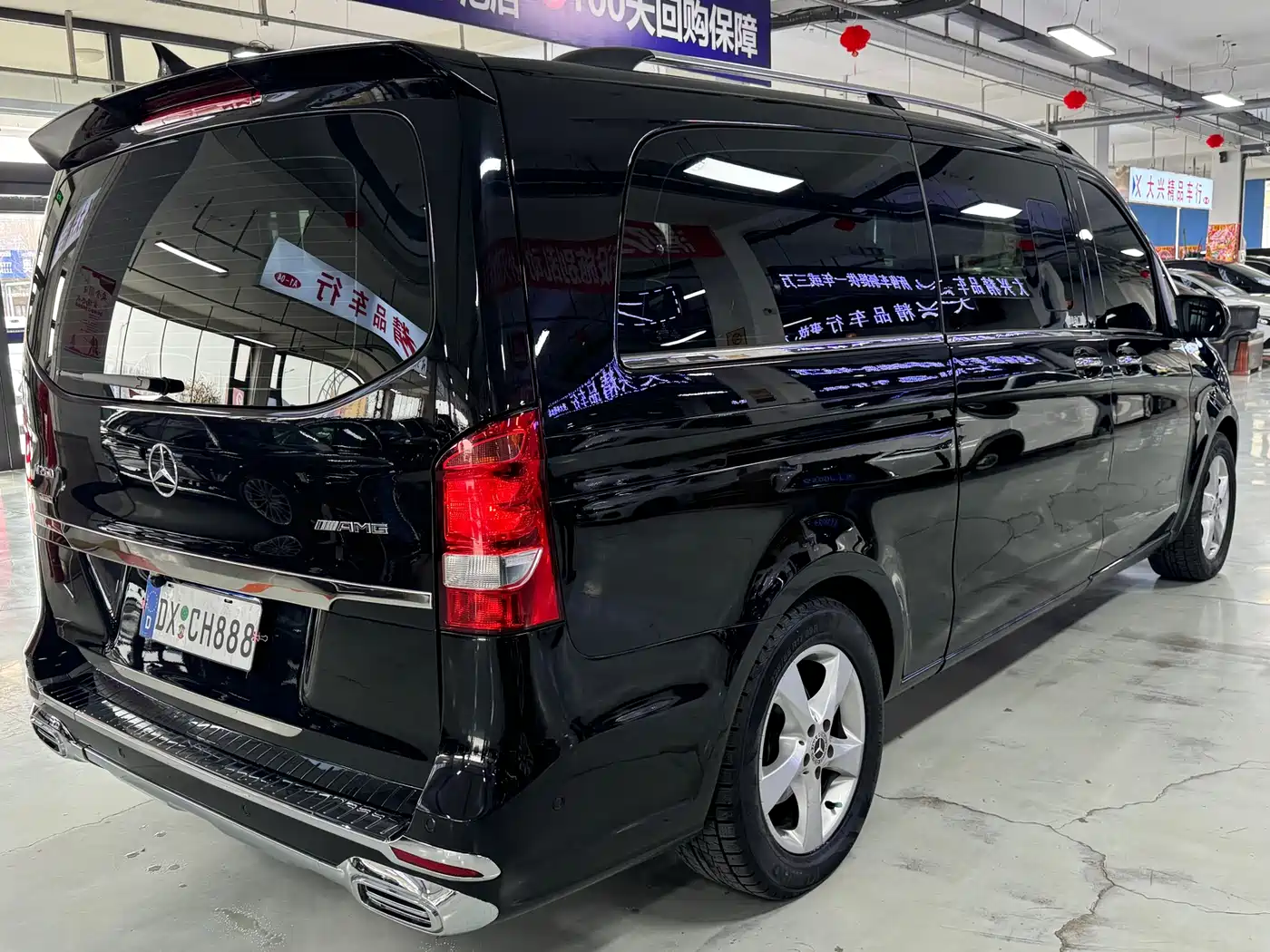 Mercedes-Benz Vito 2018 2.0T Business Edition China VI фото 7