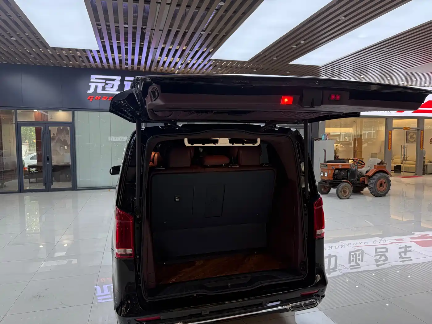 Mercedes-Benz Vito 2021 2.0T Business Edition 7-seater фото 16