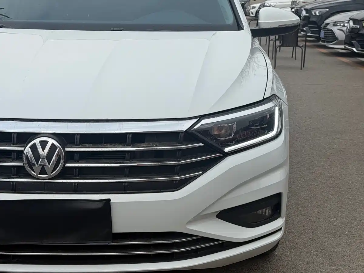Volkswagen Sagitar 2021 200TSI DSG Comfort Smart Edition фото 4