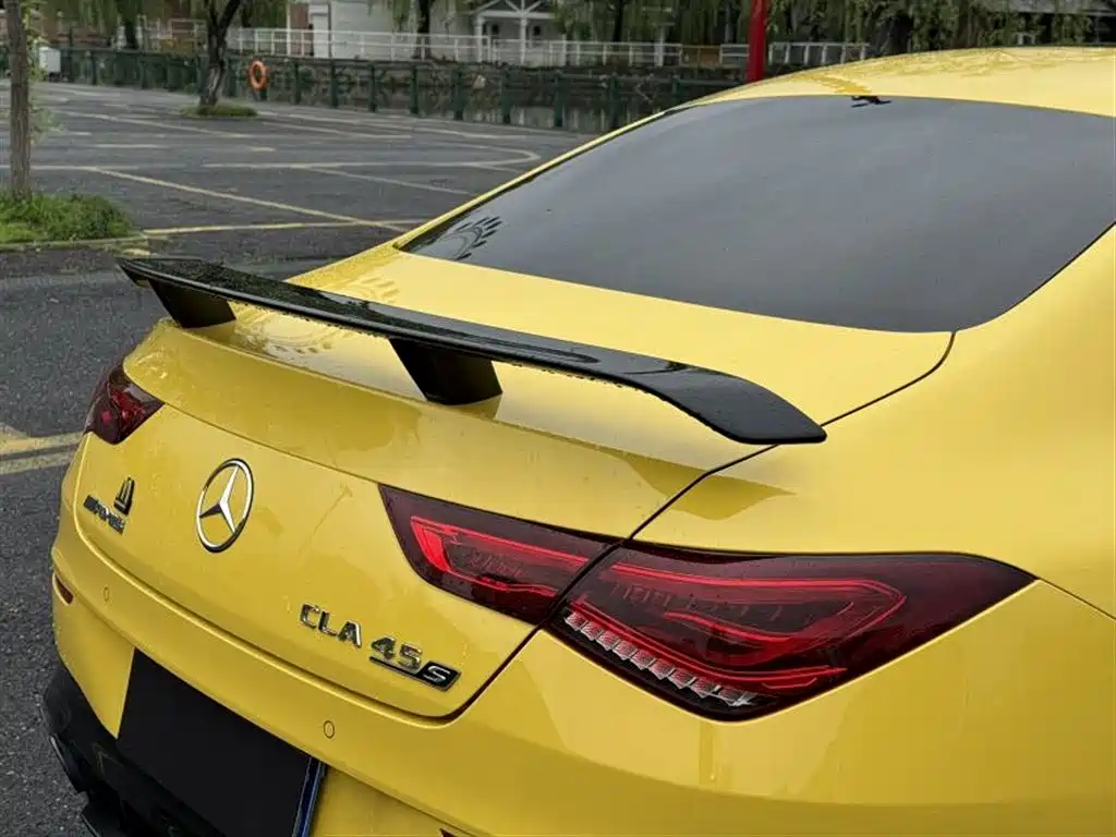 MERCEDES-BENZ CLA AMG