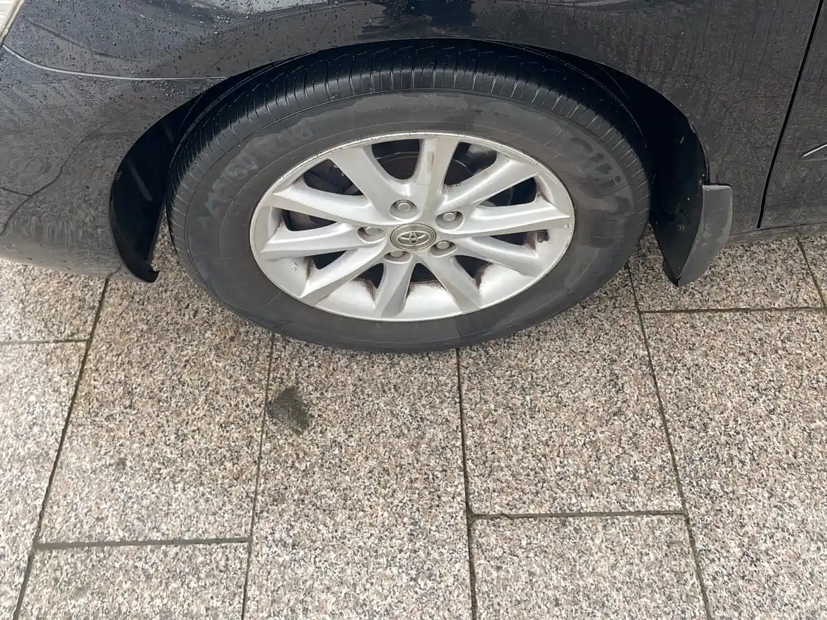 Toyota Camry 2011 240G Classic Anniversary Edition фото 9