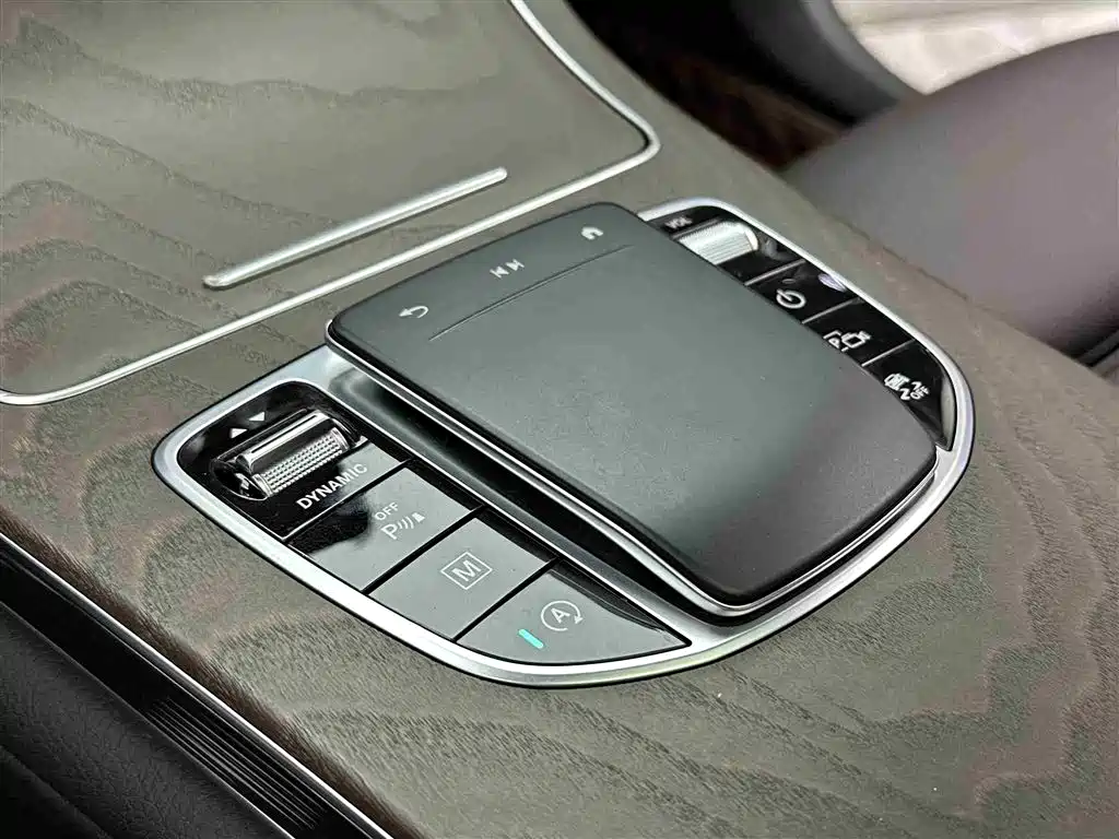 Mercedes-Benz GLC 2022 GLC 300 L 4MATIC Dynamic Collector's Edition фото 15