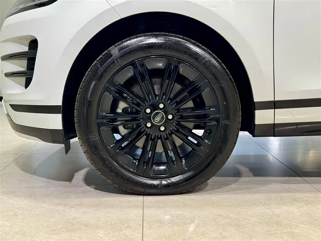 Land Rover Range Rover Evoque 2024 Range Rover Evoque L 249PS Light Master Edition фото 10