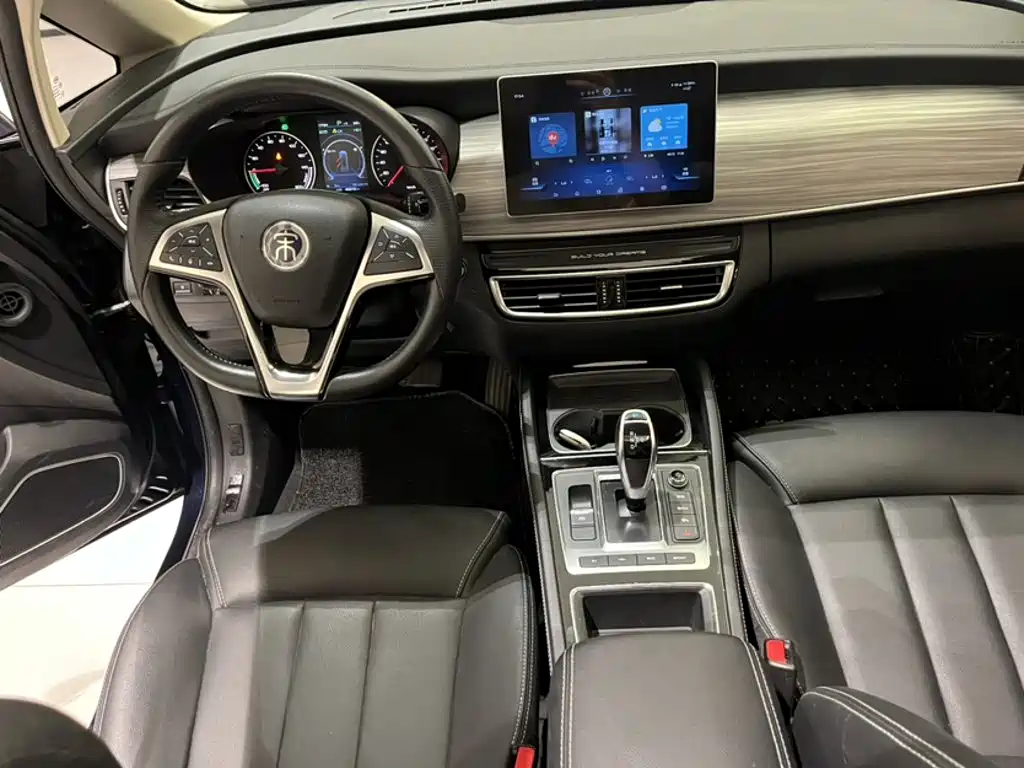 BYD Song MAX New Energy 2020 2019 DM 1.5T Smart Connect Advance 7-seater China VI