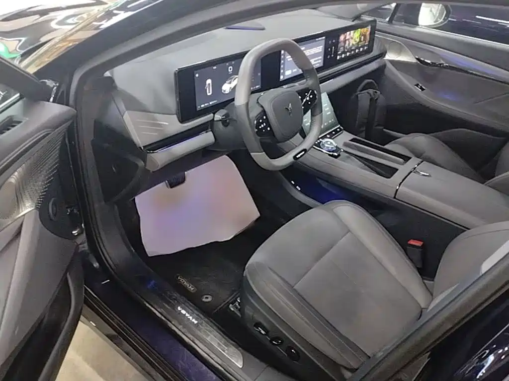 Voyah Auto VOYAH Zhuiguang 2024 2024 PHEV AWD Ultra Long Range Flagship