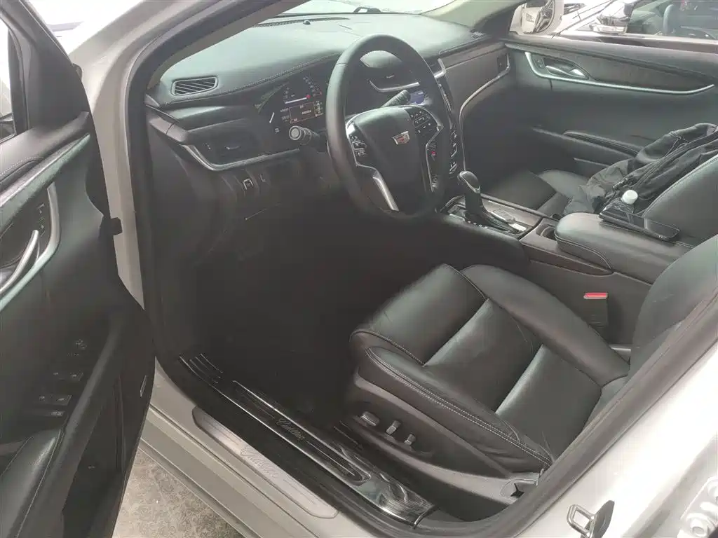 Cadillac XTS 2018 28T Elite фото 12