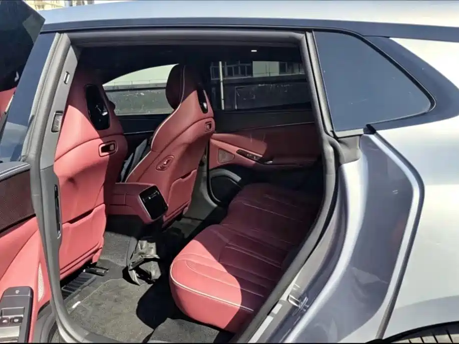 2026 Denza Z9GT
