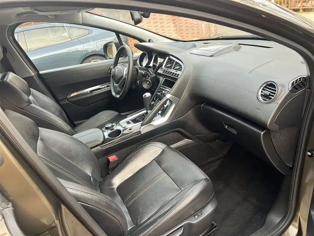 Peugeot 3008 2013 1.6THP Automatic Trend Edition фото 9