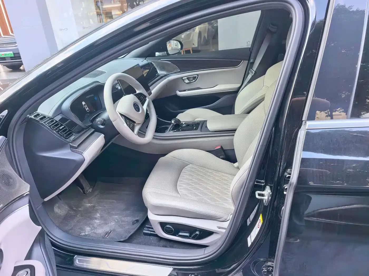 BYD Han 2025 2025 DM-i 125KM LiDAR Smart Driving