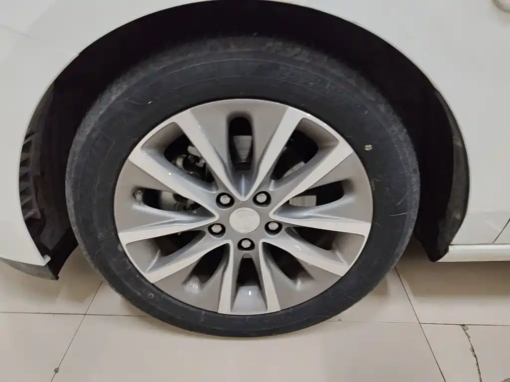 Buick GL6 2023 2021 323T Mild Hybrid Connected Luxury