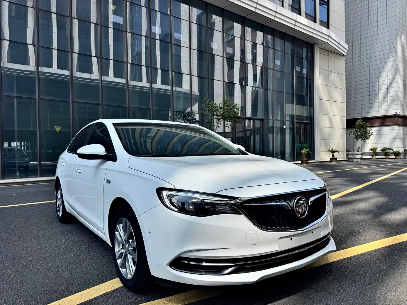 Buick Excelle 2019 18T Auto Connected Flagship China VI фото 3