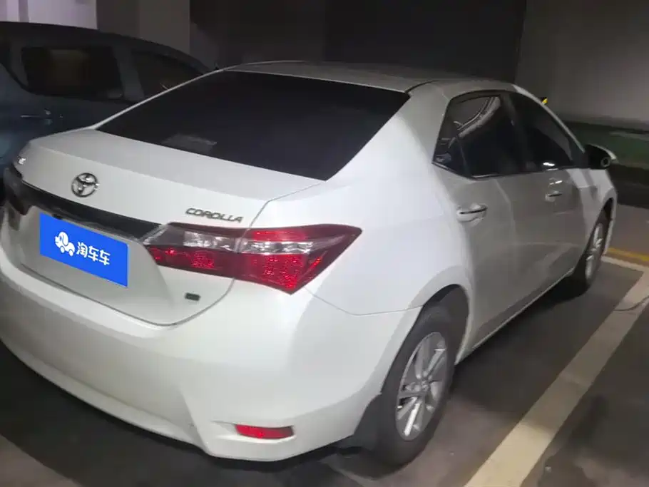 Toyota Corolla 2017 1.6L Manual GL фото 3