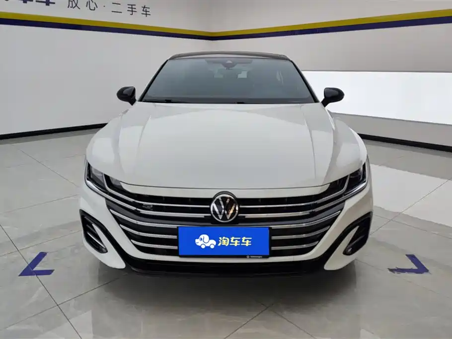 Volkswagen FAW-Volkswagen CC 2023 380TSI Eye-catching Edition фото 2