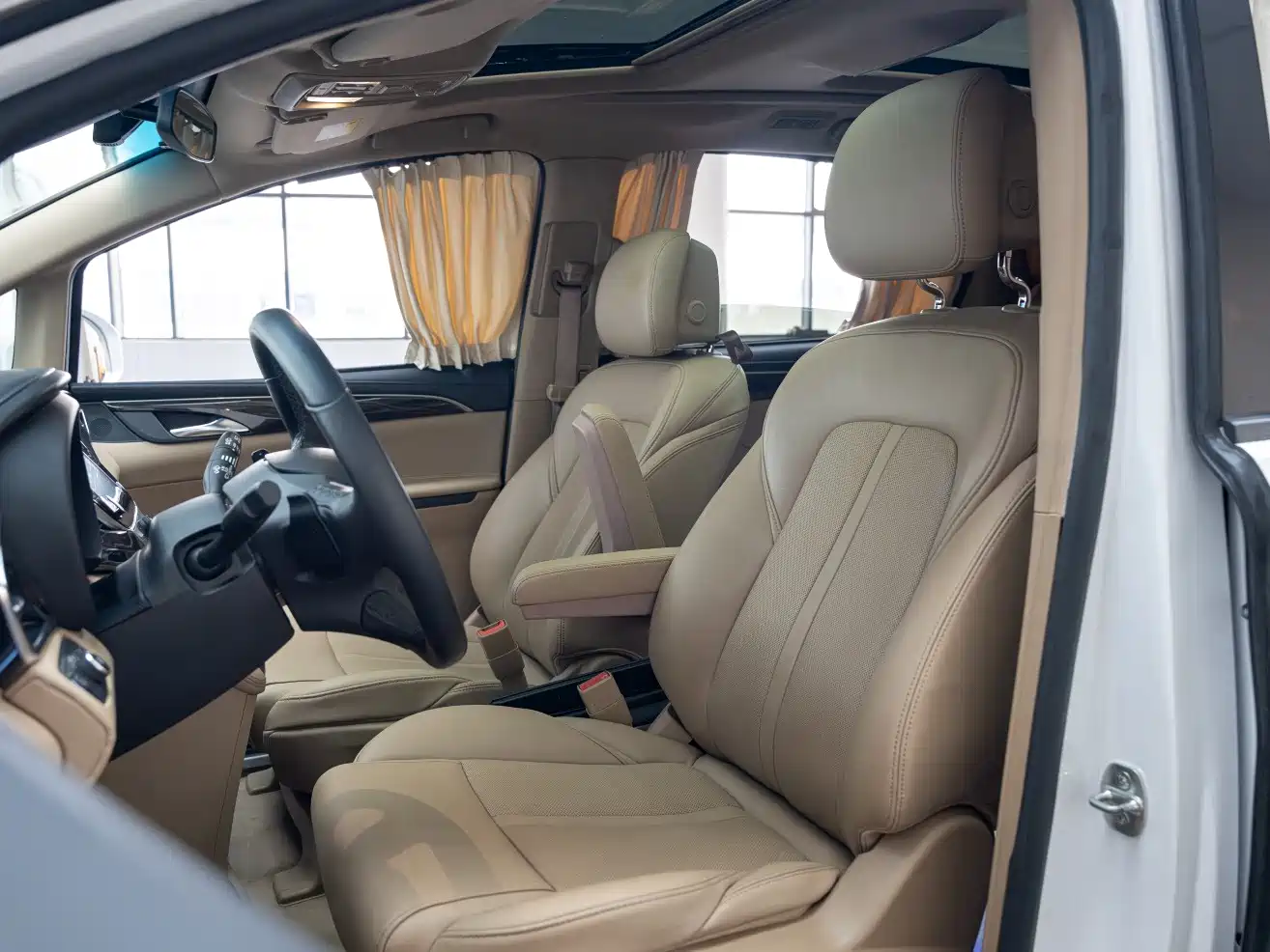 Buick GL8 2017 ES 28T Luxury China V фото 11
