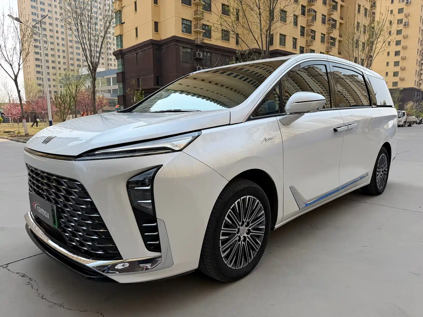 BUICK GL8 NEW ENERGY