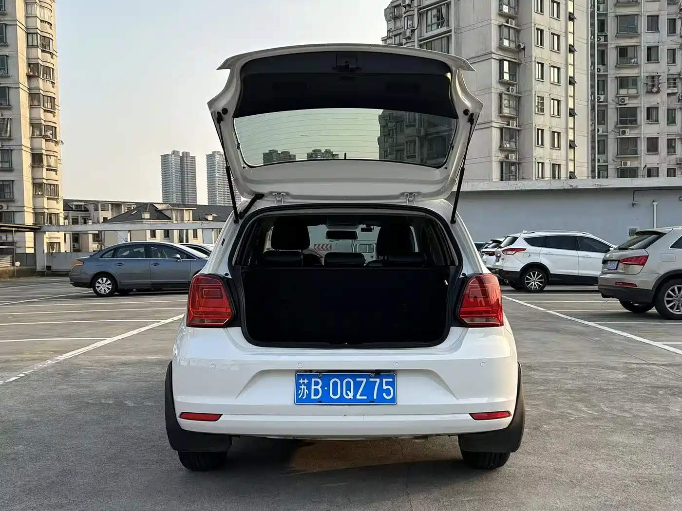 Volkswagen Polo 2016 1.4L Manual Trend фото 19