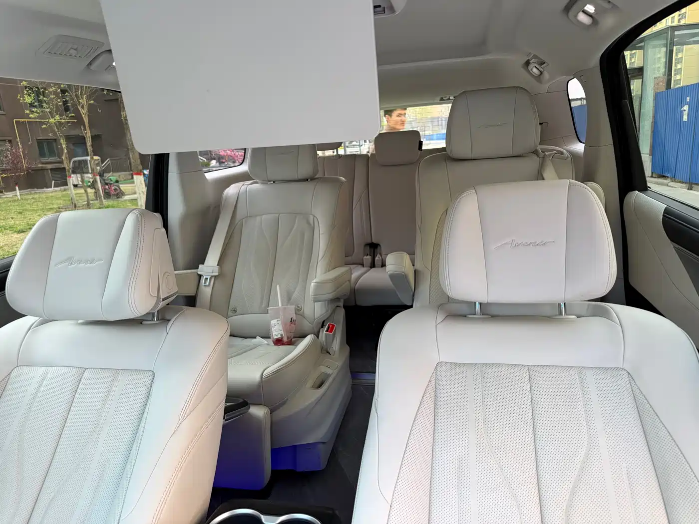 BUICK GL8 NEW ENERGY