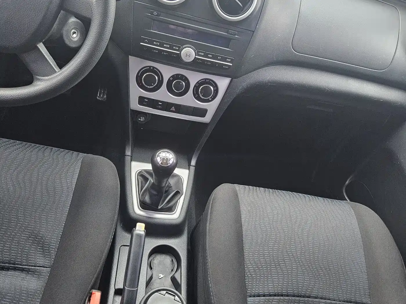Changan Kaicheng Ono S 2014 2014 1.5L Base Model