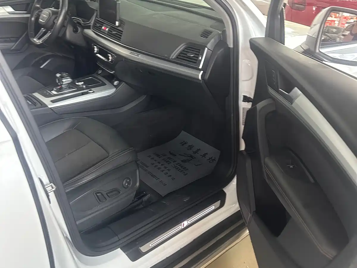 Audi Q5L 2018 40 TFSI Prestige Fashion (China V) фото 4