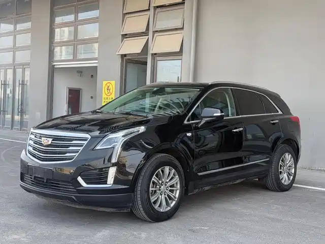 CADILLAC XT5