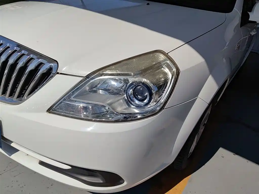 Buick Excelle 2015 1.5L Manual Classic фото 24